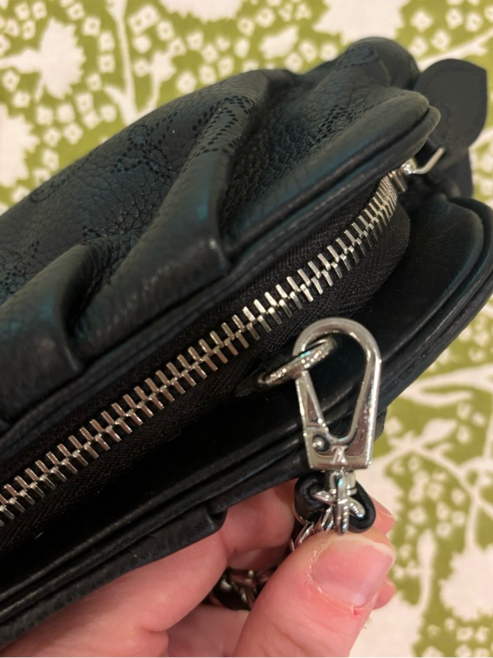 Louis Vuitton Black Monogram Scala Pouch Mini - Picture 7 of 9